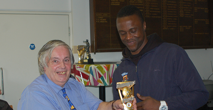 managers_player_of_the_seaon_-_richard_shittu